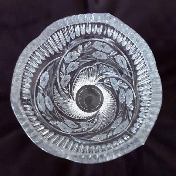 Anna Hutte Bleilkristall Crystal Frost Vase Elaborate Etched Detail Flor… - Picture 6 of 7